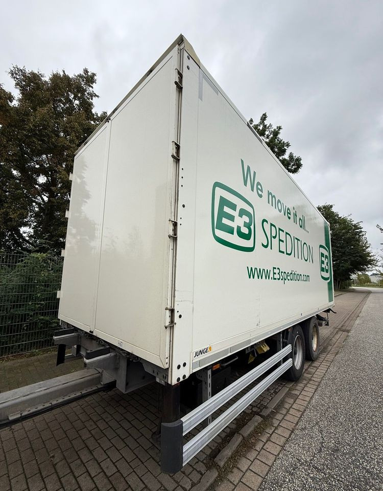 DAF XF ZESTAW TANDEM 2021 ORYGINALNY PRZEBIEG z Niemiec / PRZEJAZDOWY Z WINDĄ / - Camion fourgon: photos 3 DAF XF ZESTAW TANDEM 2021 ORYGINALNY PRZEBIEG z Niemiec / PRZEJAZDOWY Z WINDĄ / - Camion fourgon: photos 3