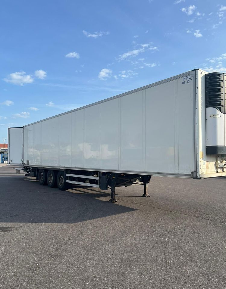 Schmitz Cargobull CARRIER MAXIMA 1300 / WINDA / DOPPEL STOCK / ŚCIANA GRODZIOWA / BELKI / PODNOSZONA OŚ / z Niemiec / TOP STAN 2011/ CARRIER CHŁODNIA CHLODNIA LODÓWKA PODWÓJNY ZAŁADUNEK PIĘTROWA - Semi-remorque frigorifique: photos 3 Schmitz Cargobull CARRIER MAXIMA 1300 / WINDA / DOPPEL STOCK / ŚCIANA GRODZIOWA / BELKI / PODNOSZONA OŚ / z Niemiec / TOP STAN 2011/ CARRIER CHŁODNIA CHLODNIA LODÓWKA PODWÓJNY ZAŁADUNEK PIĘTROWA - Semi-remorque frigorifique: photos 3