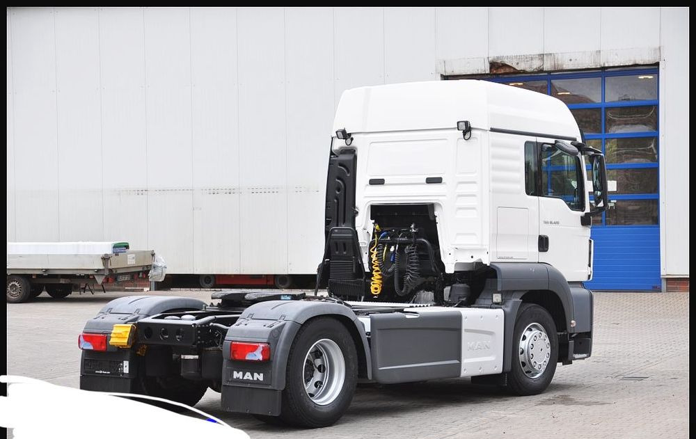 MAN TGS 18.420 2019 NAUKA JAZDY POLIFT ELKA AUTOMAT 4x2 STANDARD 315/70r22.5 SUPER STAN TGX 470 460 420 430 500 510 400 360 410 - Tracteur routier: photos 5 MAN TGS 18.420 2019 NAUKA JAZDY POLIFT ELKA AUTOMAT 4x2 STANDARD 315/70r22.5 SUPER STAN TGX 470 460 420 430 500 510 400 360 410 - Tracteur routier: photos 5