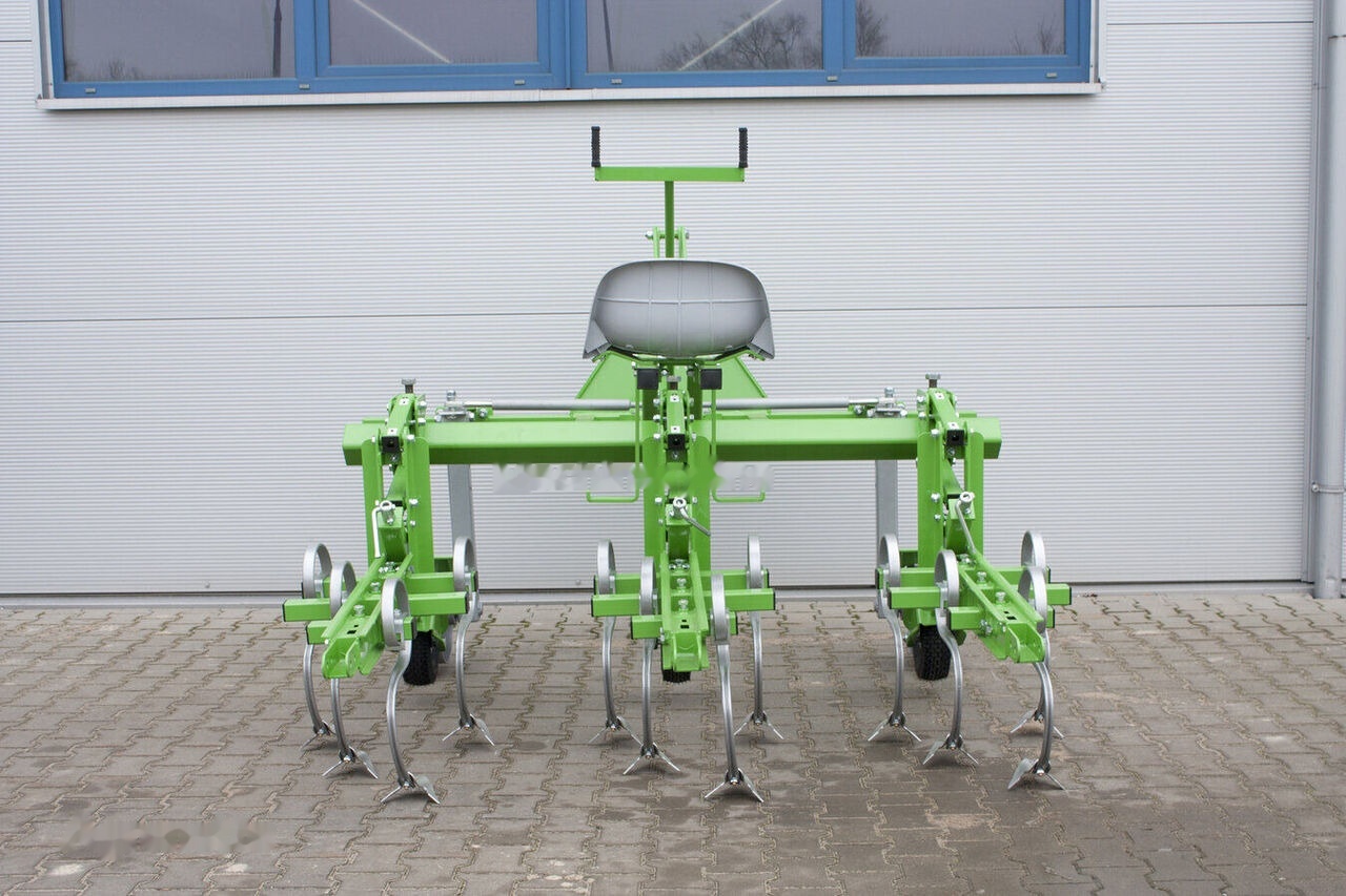 Bomet P570/2 Pielnik z prowadzeniem ręcznym 65-90cm Nembus - Bineuse: photos 5 Bomet P570/2 Pielnik z prowadzeniem ręcznym 65-90cm Nembus - Bineuse: photos 5