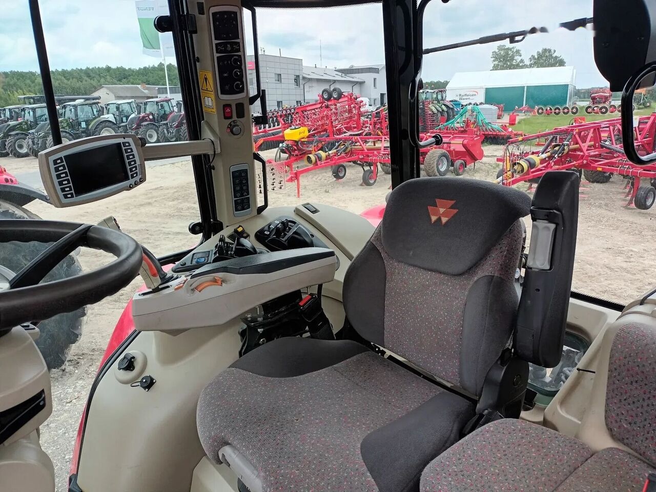 Tracteur agricole Massey Ferguson 7726 Dyna VT: photos 11