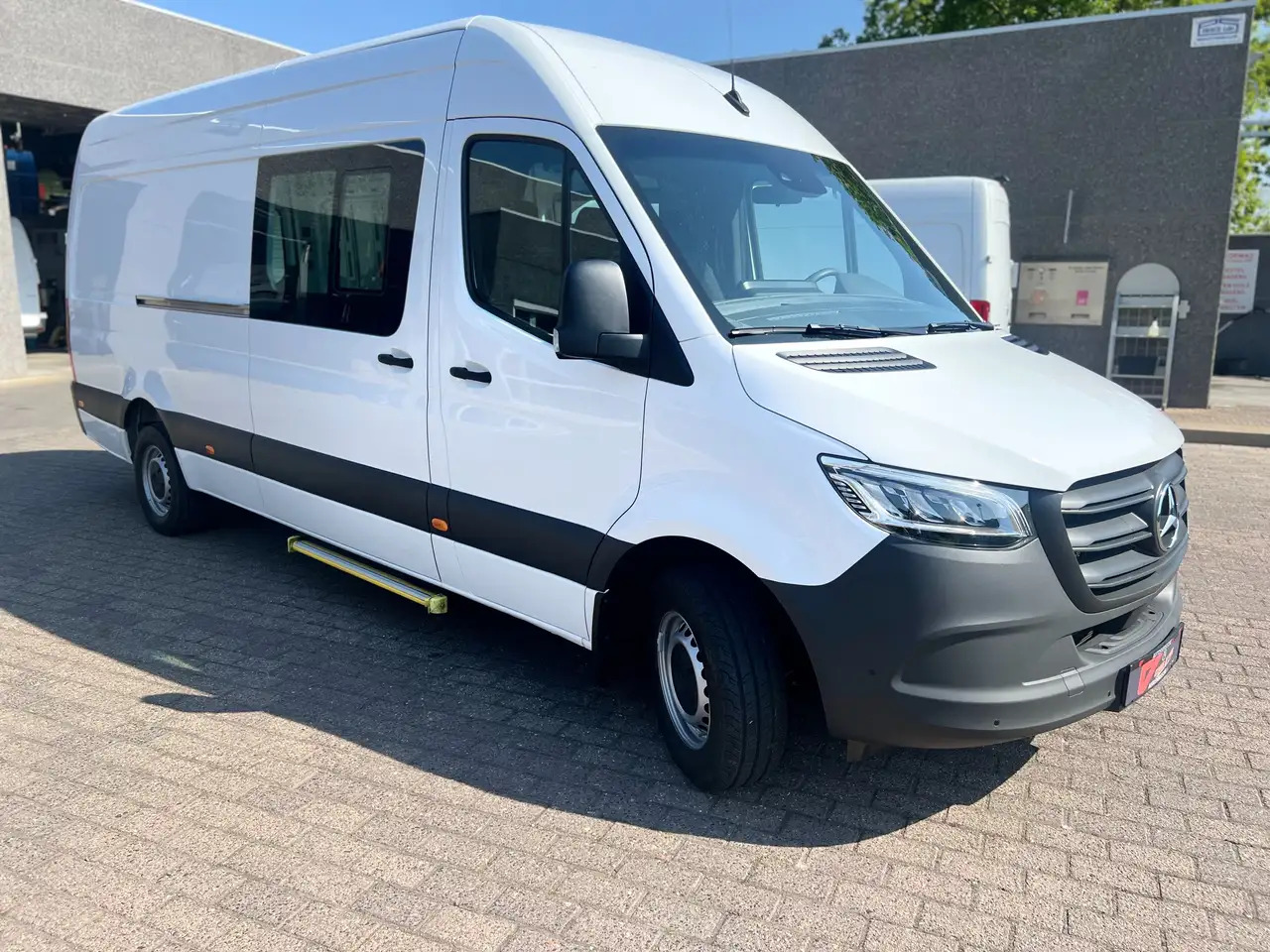 Mercedes-Benz Sprinter 317 L3H2 (37.000ex) 9G-TRONIC CAMERA PTS MBUX PANO - Fourgon utilitaire: photos 3 Mercedes-Benz Sprinter 317 L3H2 (37.000ex) 9G-TRONIC CAMERA PTS MBUX PANO - Fourgon utilitaire: photos 3