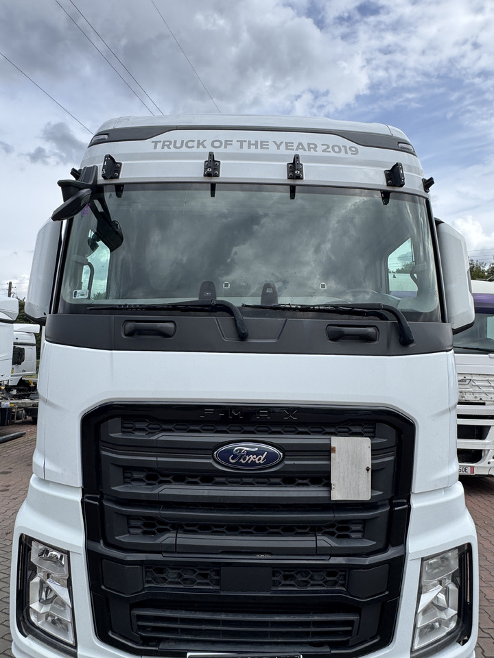 FORD F-MAX TRUCKS 500 - Cabine: photos 2 FORD F-MAX TRUCKS 500 - Cabine: photos 2