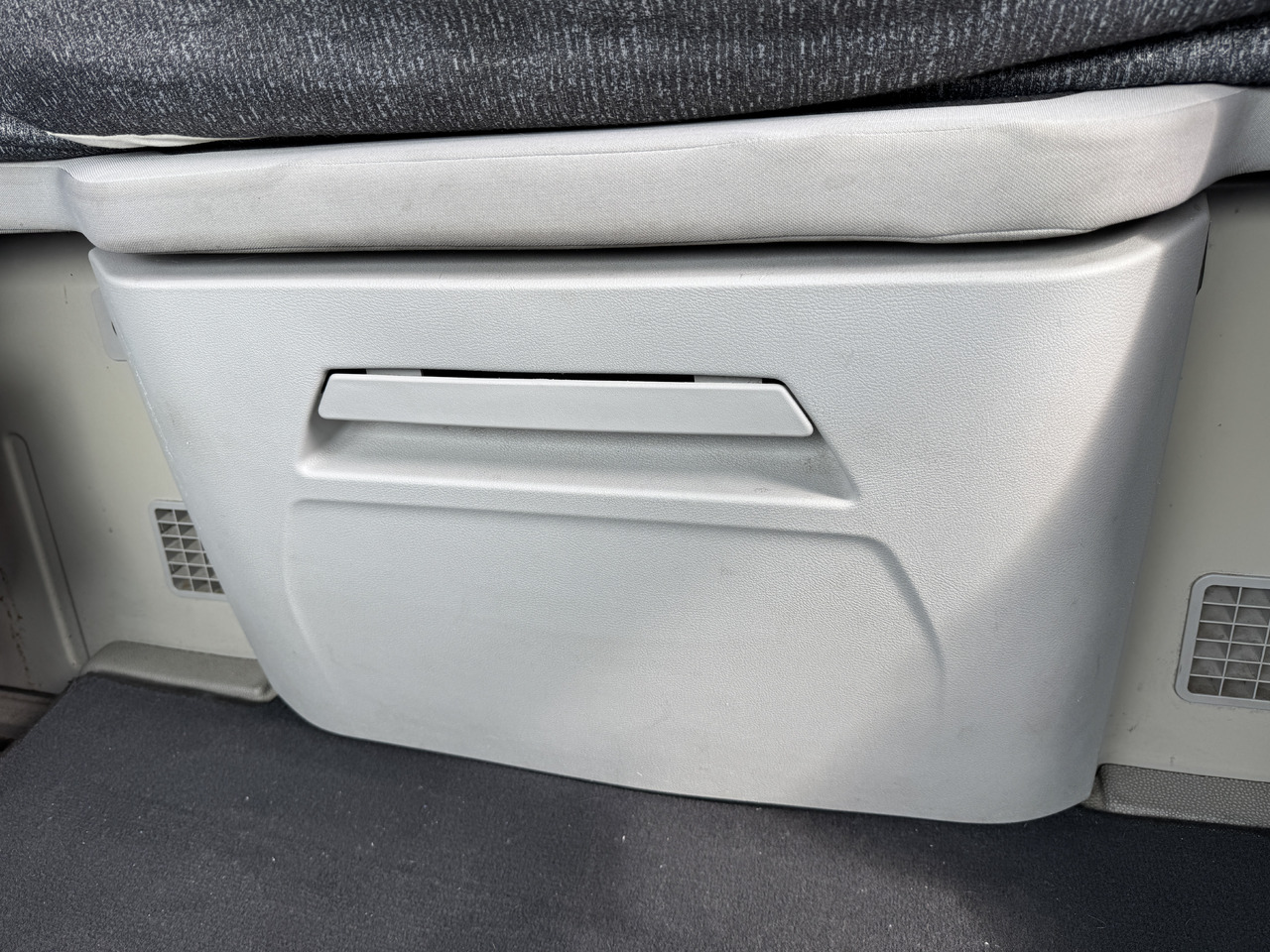 Ford F-Max Cargo - Cabine et intérieur: photos 1 Ford F-Max Cargo - Cabine et intérieur: photos 1