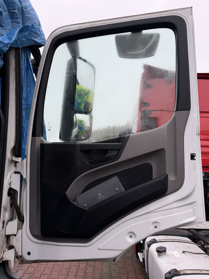 Mercedes Drzwi Kompletne Prawe Actros MP 4 Antos Arocs - Portière et pièces: photos 3 Mercedes Drzwi Kompletne Prawe Actros MP 4 Antos Arocs - Portière et pièces: photos 3