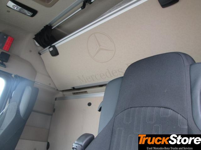 Mercedes-Benz Actros 2545 LS - Tracteur routier: photos 2 Mercedes-Benz Actros 2545 LS - Tracteur routier: photos 2