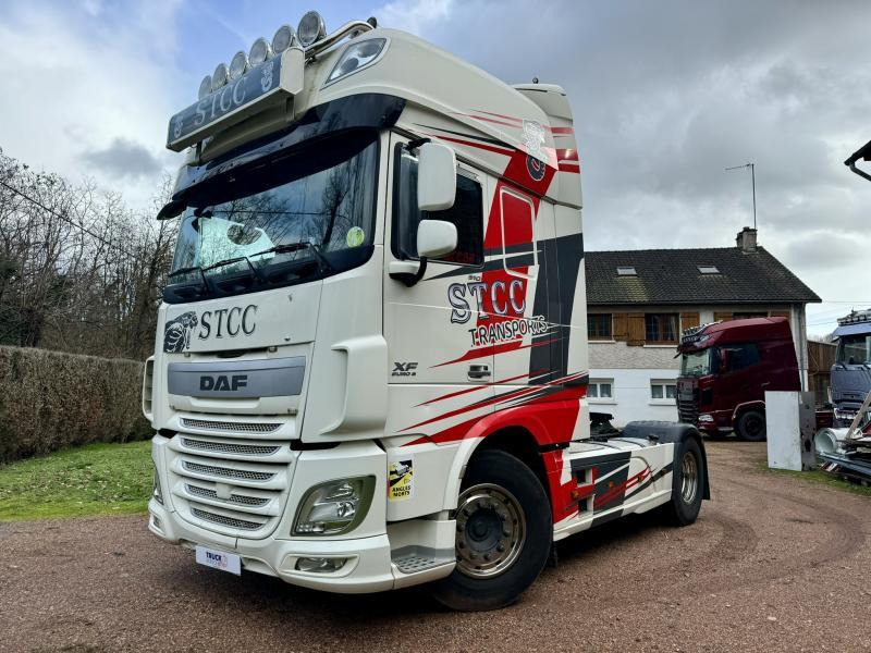 DAF XF 510 - Tracteur routier: photos 1 DAF XF 510 - Tracteur routier: photos 1