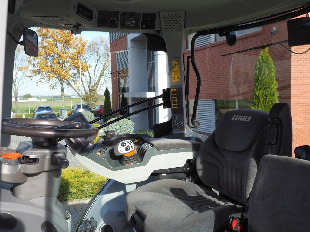 Claas Axion 840 CEBIS - Tracteur agricole: photos 5 Claas Axion 840 CEBIS - Tracteur agricole: photos 5