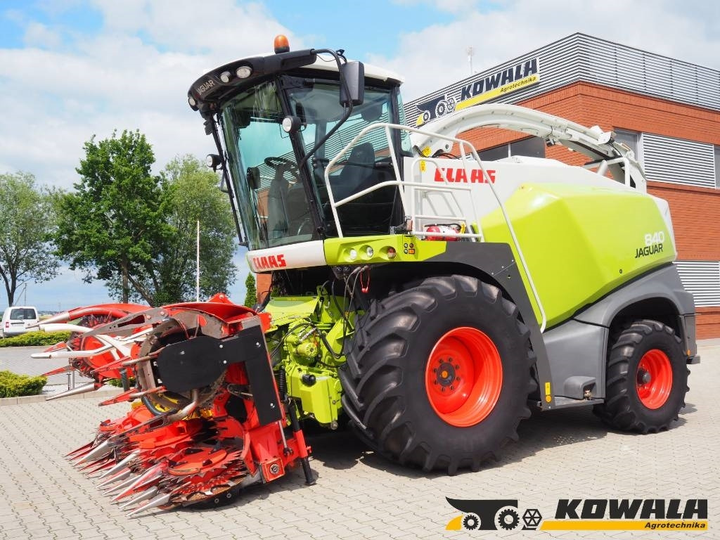 Claas Jaguar 840 + Kemper 345 Plus - Ensileuse: photos 1 Claas Jaguar 840 + Kemper 345 Plus - Ensileuse: photos 1