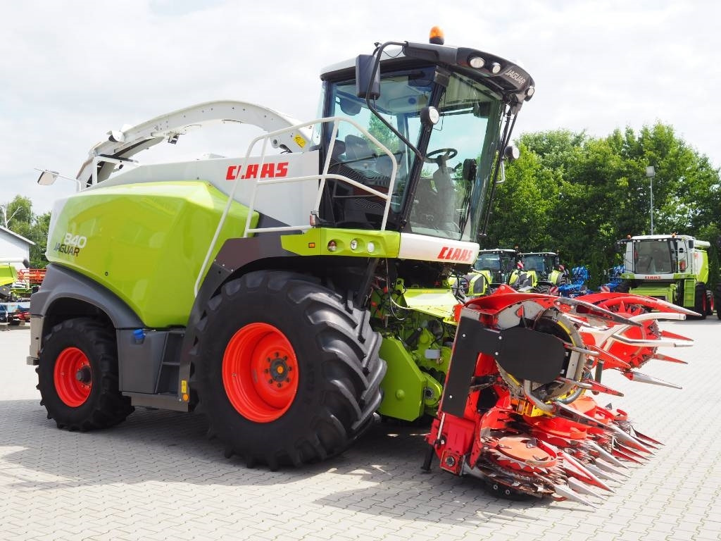 Claas Jaguar 840 + Kemper 345 Plus - Ensileuse: photos 4 Claas Jaguar 840 + Kemper 345 Plus - Ensileuse: photos 4