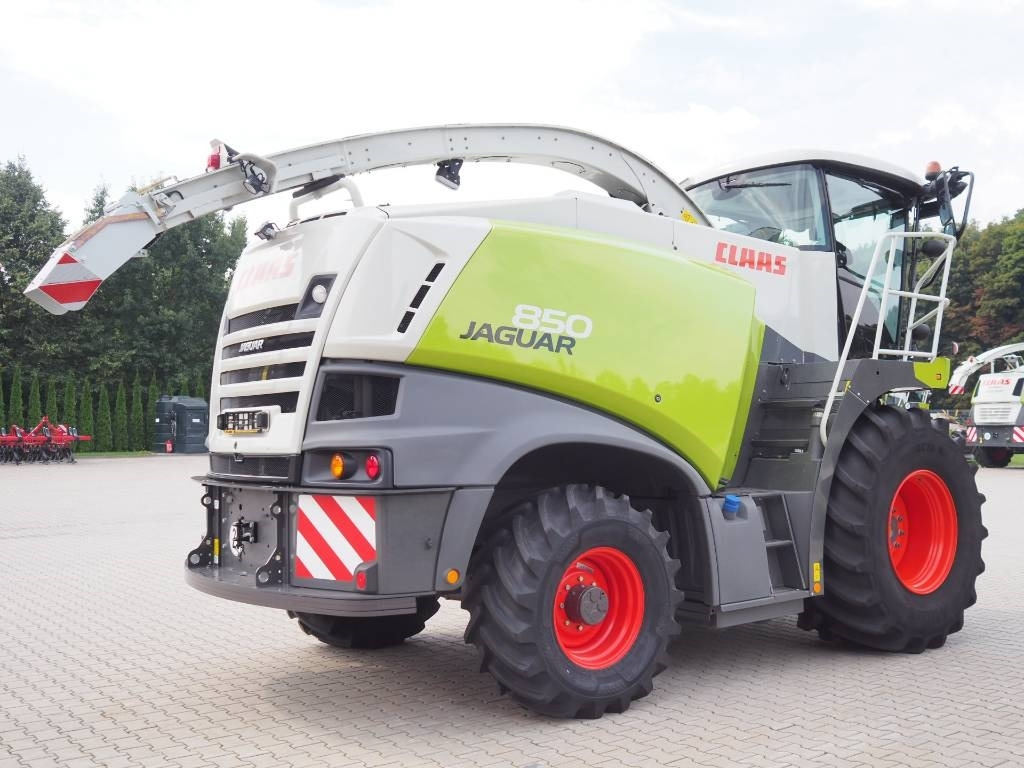 Claas Jaguar 850 4x4  - Ensileuse: photos 3 Claas Jaguar 850 4x4  - Ensileuse: photos 3