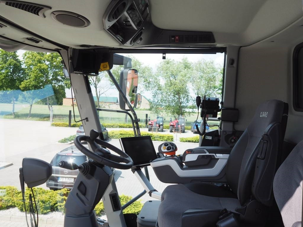 Claas Lexion 7500 + V930 - Moissonneuse-batteuse: photos 5 Claas Lexion 7500 + V930 - Moissonneuse-batteuse: photos 5