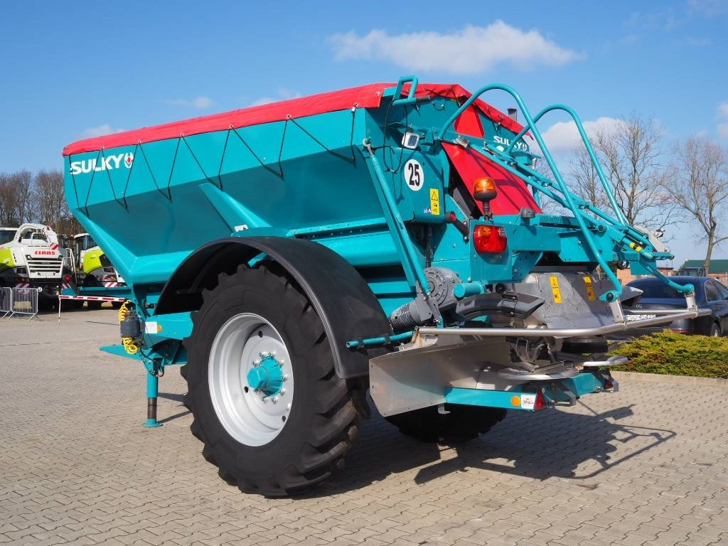 Sulky XT 130 - Distributeur d'engrais: photos 2 Sulky XT 130 - Distributeur d'engrais: photos 2