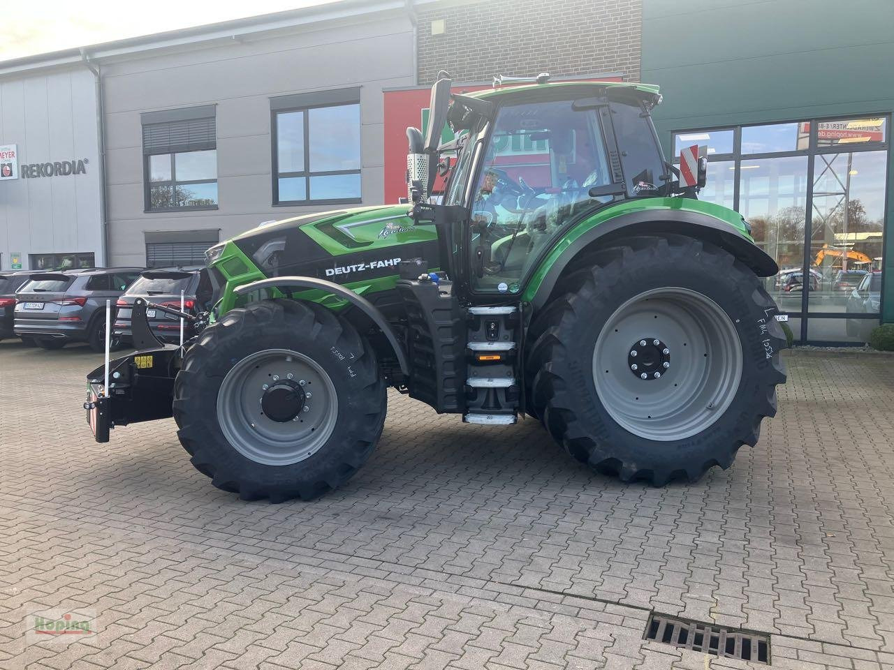 Deutz-Fahr 6180 TTV 30 Jahre Edition - Tracteur agricole: photos 2 Deutz-Fahr 6180 TTV 30 Jahre Edition - Tracteur agricole: photos 2