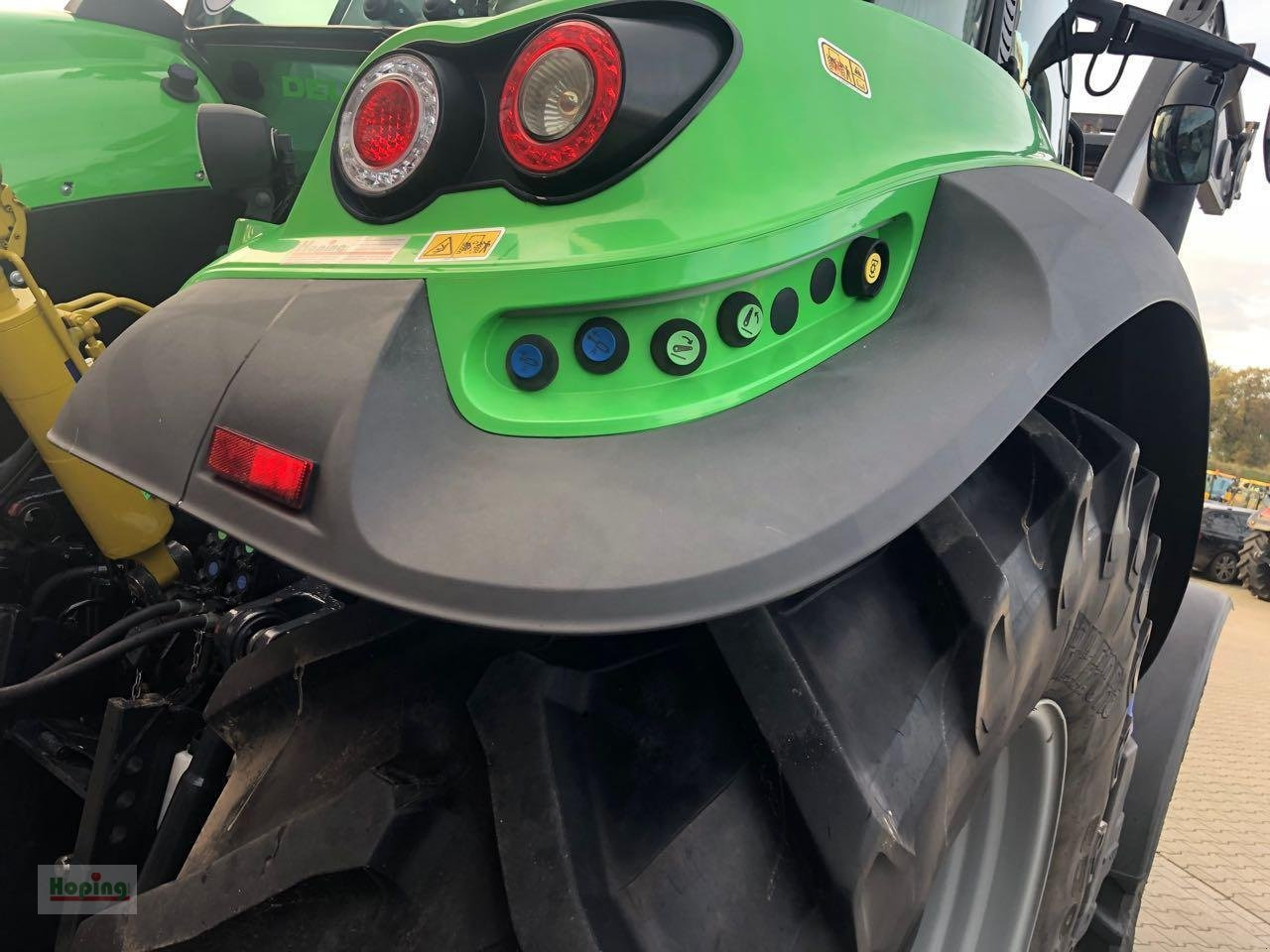 Tracteur agricole Deutz-Fahr 6215 Agrotron TTV: photos 8