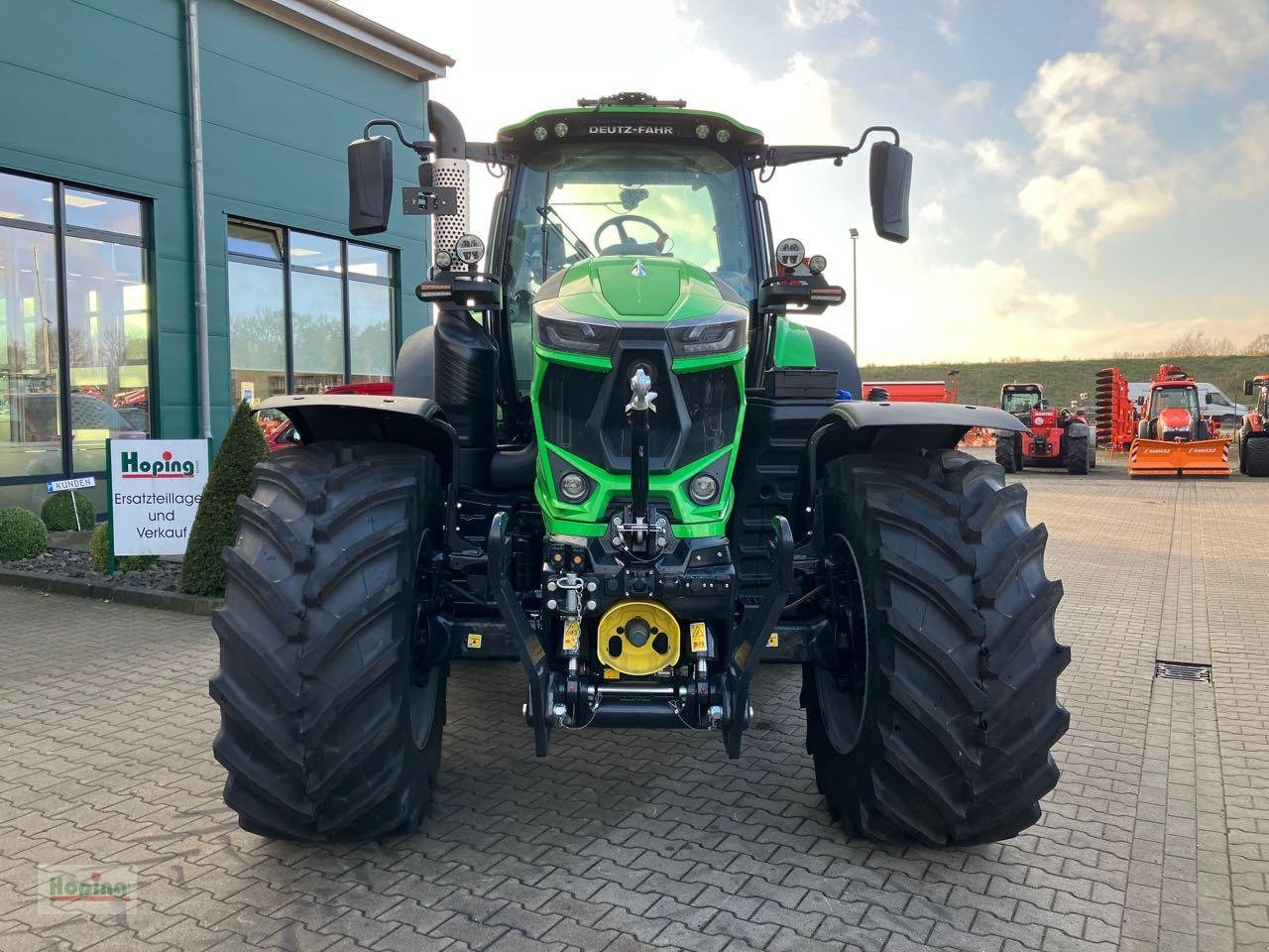 Tracteur agricole neuf Deutz-Fahr 6230 TTV: photos 8 Tracteur agricole neuf Deutz-Fahr 6230 TTV: photos 8