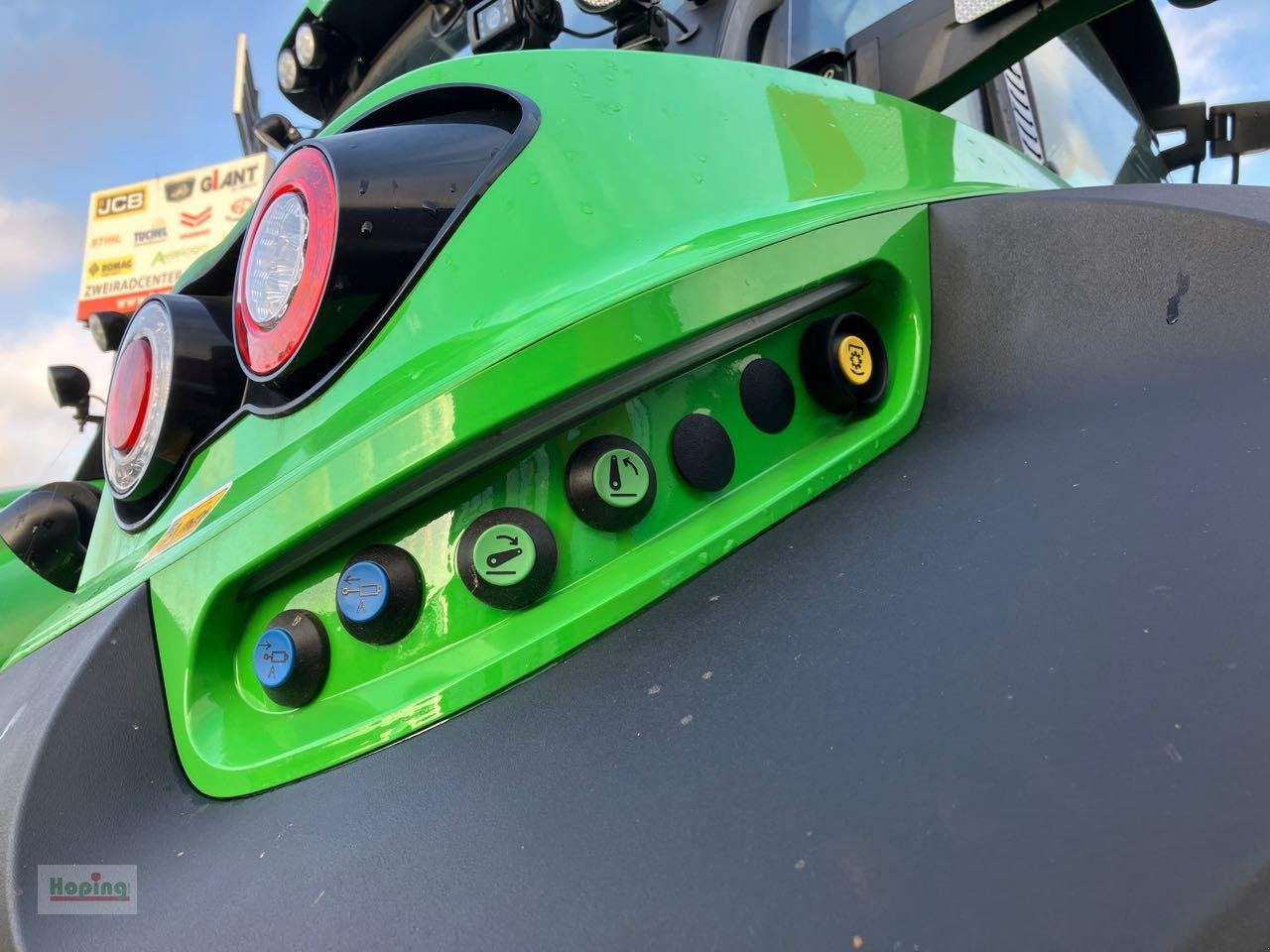 Deutz-Fahr 6230 TTV - Tracteur agricole: photos 5 Deutz-Fahr 6230 TTV - Tracteur agricole: photos 5