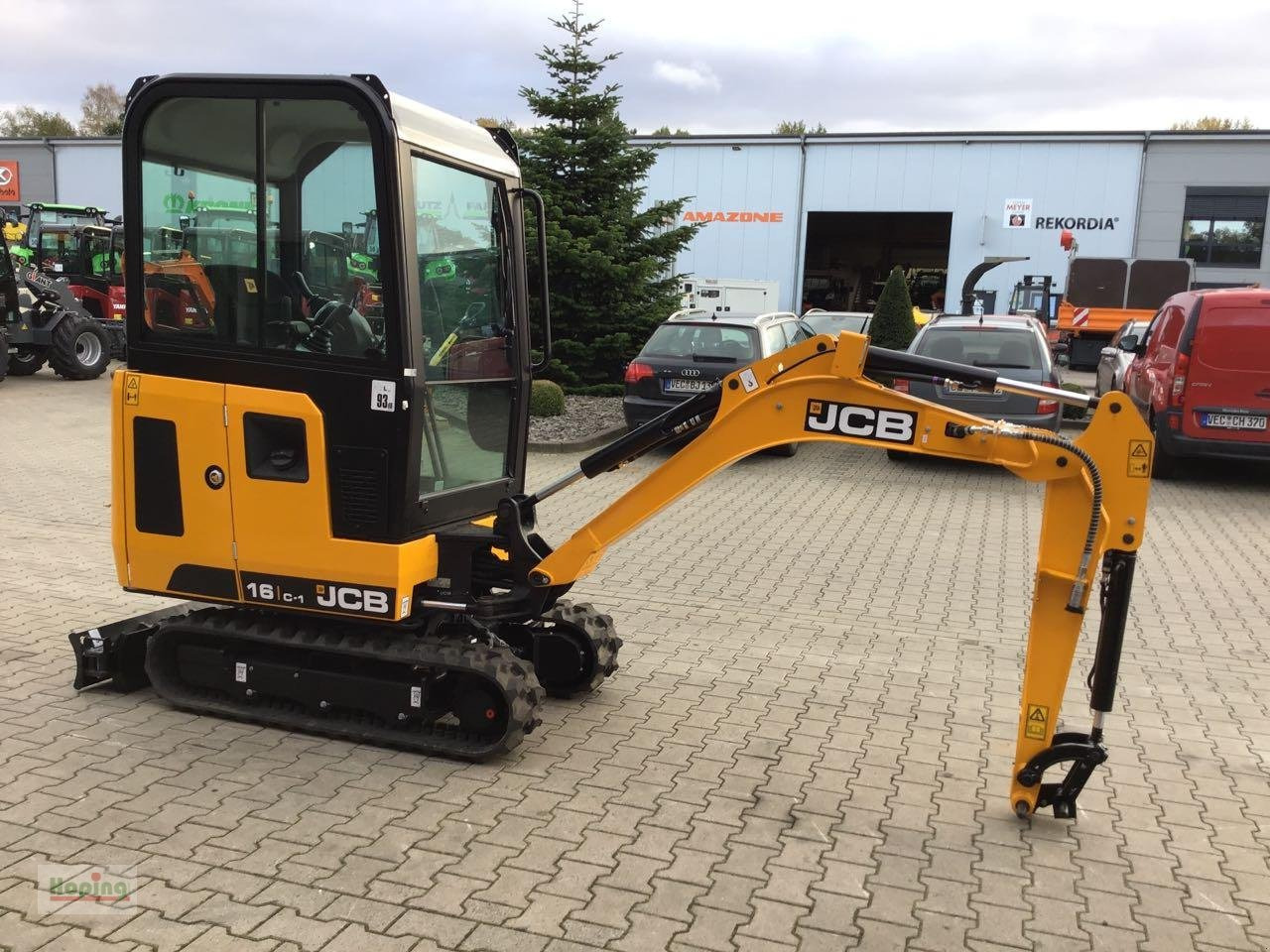 JCB 16C-1 - Mini pelle: photos 3 JCB 16C-1 - Mini pelle: photos 3