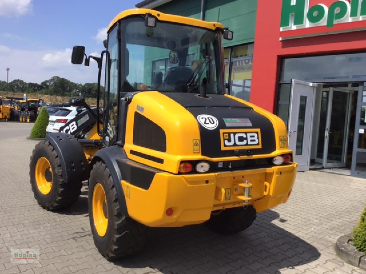Chargeuse sur pneus JCB 409: photos 7