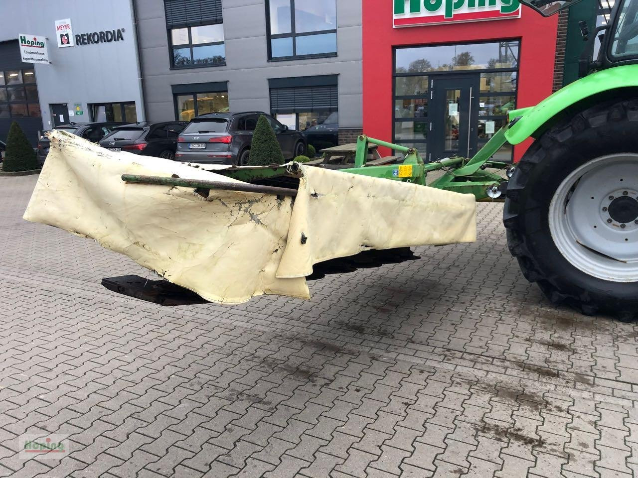 Krone Easy Cut R320 - Faucheuse: photos 2 Krone Easy Cut R320 - Faucheuse: photos 2