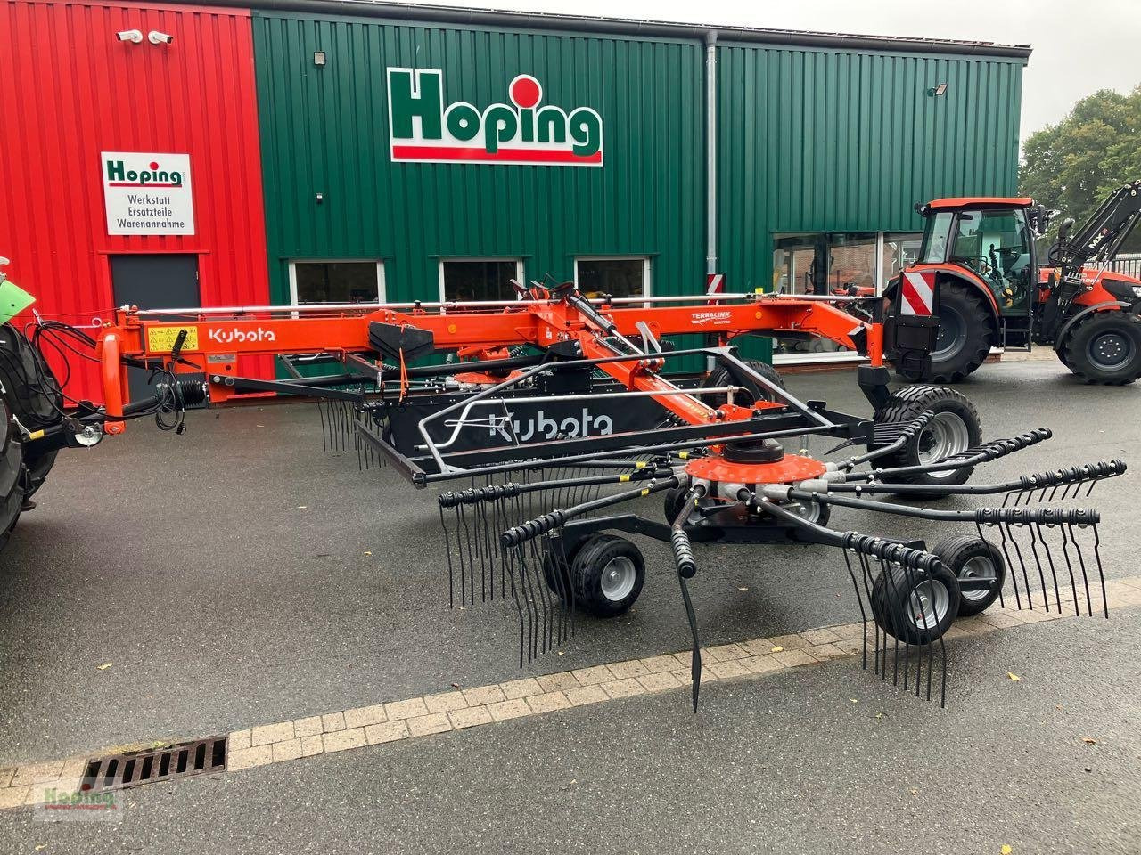 Kubota RA 2580 - Faneuse: photos 1 Kubota RA 2580 - Faneuse: photos 1