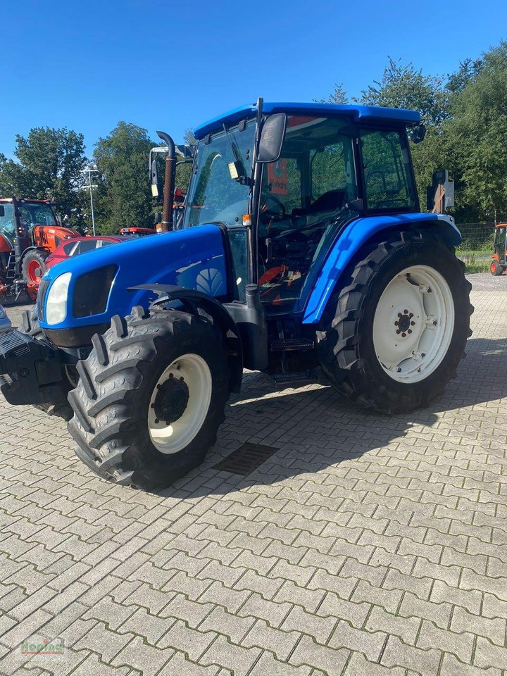 New Holland TL90A - Tracteur agricole: photos 2 New Holland TL90A - Tracteur agricole: photos 2