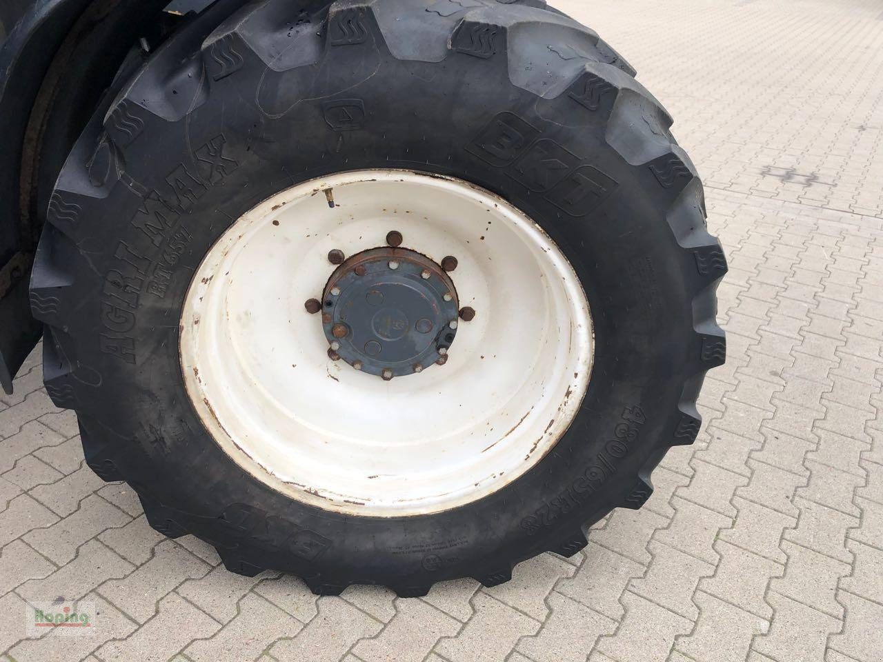 New Holland TSA 115 - Tracteur agricole: photos 5 New Holland TSA 115 - Tracteur agricole: photos 5