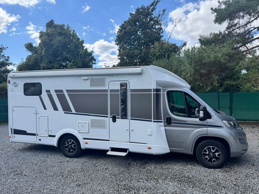 CARADO T447 PRO+ , camera, radio, awning, bike holder, LPG, ALU - Camping-car profilé: photos 1 CARADO T447 PRO+ , camera, radio, awning, bike holder, LPG, ALU - Camping-car profilé: photos 1
