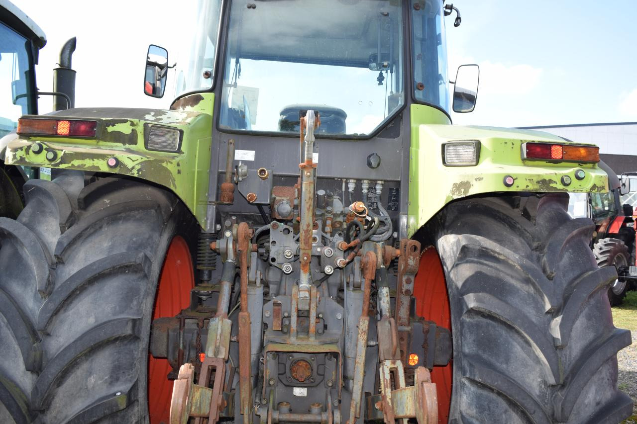 CLAAS Ares 697 ATZ - Tracteur agricole: photos 5 CLAAS Ares 697 ATZ - Tracteur agricole: photos 5