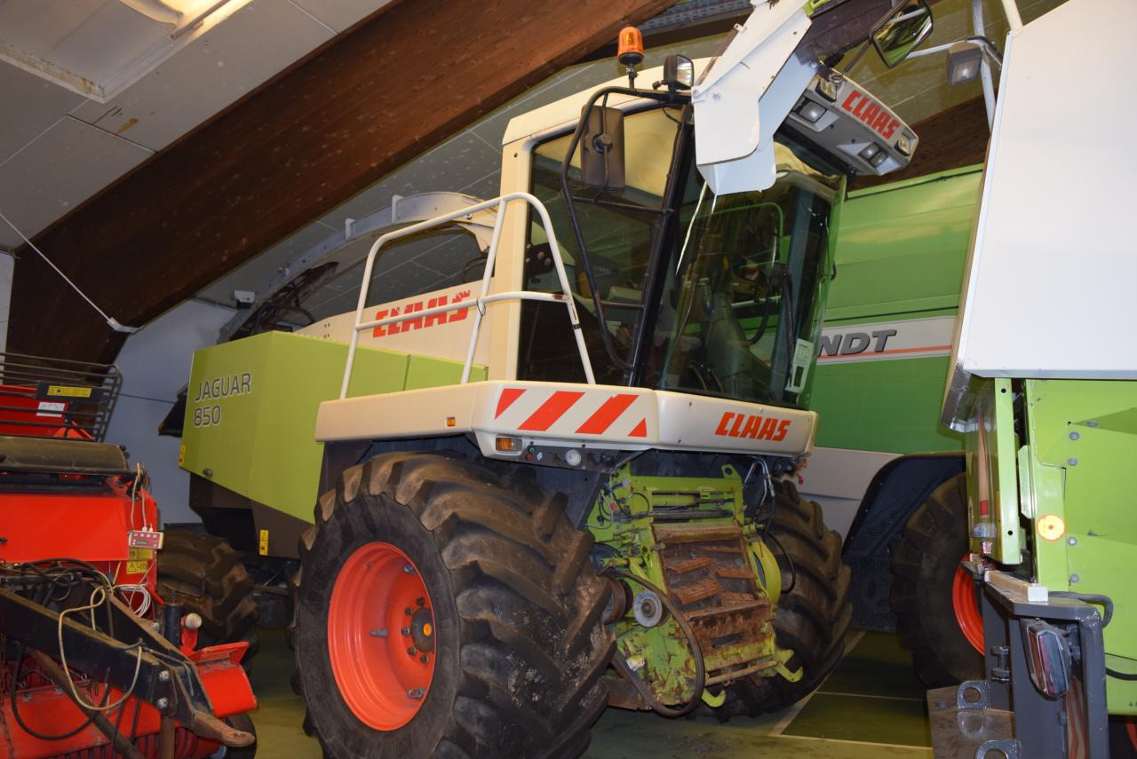 CLAAS Jaguar 850 - Ensileuse: photos 3 CLAAS Jaguar 850 - Ensileuse: photos 3