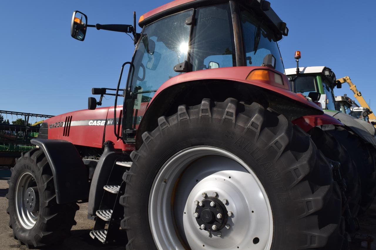 Case-IH MX 230 Magnum - Tracteur agricole: photos 4 Case-IH MX 230 Magnum - Tracteur agricole: photos 4
