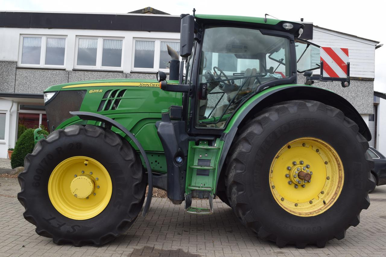 John Deere 6215 R - Tracteur agricole: photos 2 John Deere 6215 R - Tracteur agricole: photos 2