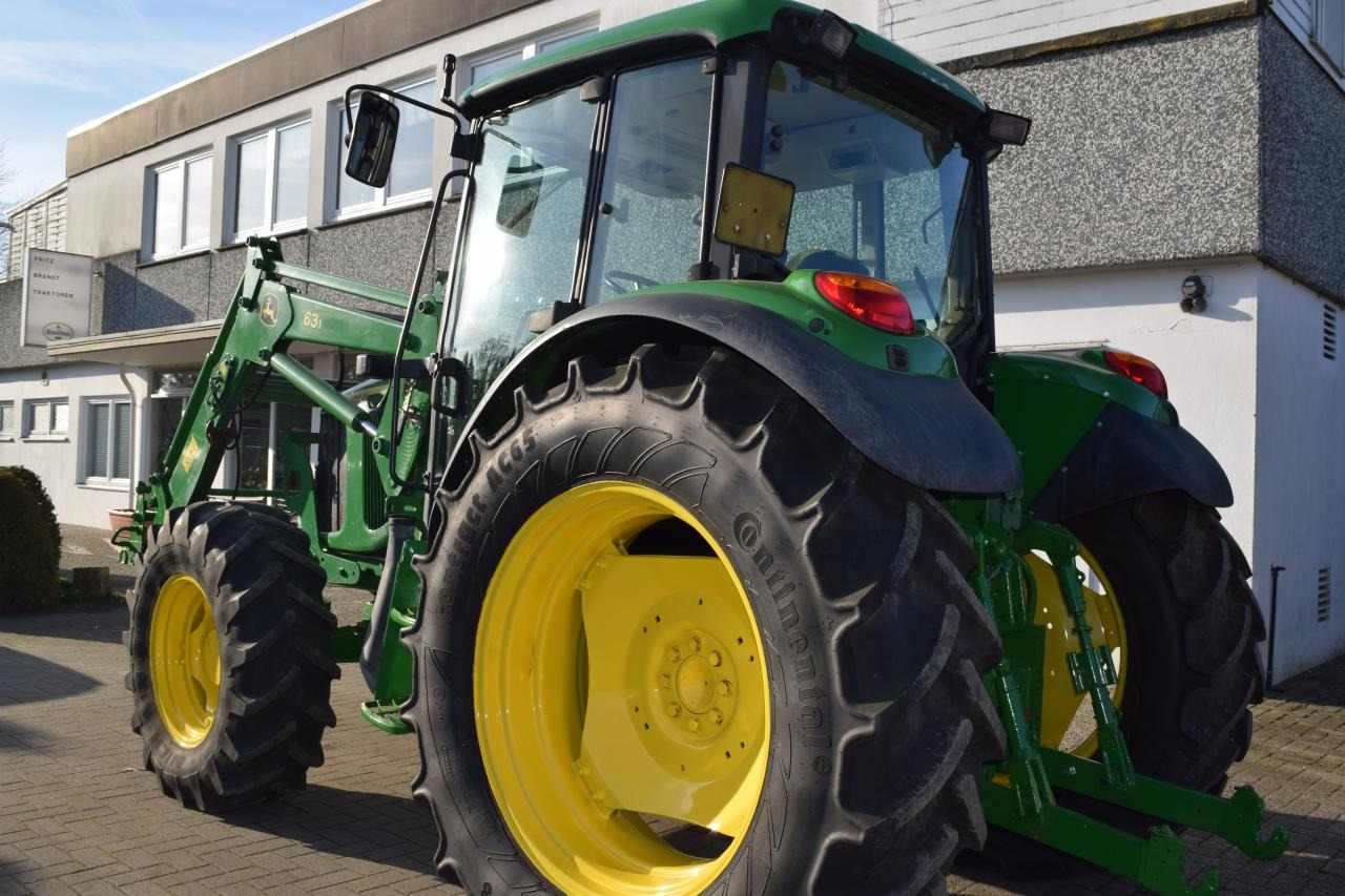 John Deere 6220 - Tracteur agricole: photos 5 John Deere 6220 - Tracteur agricole: photos 5