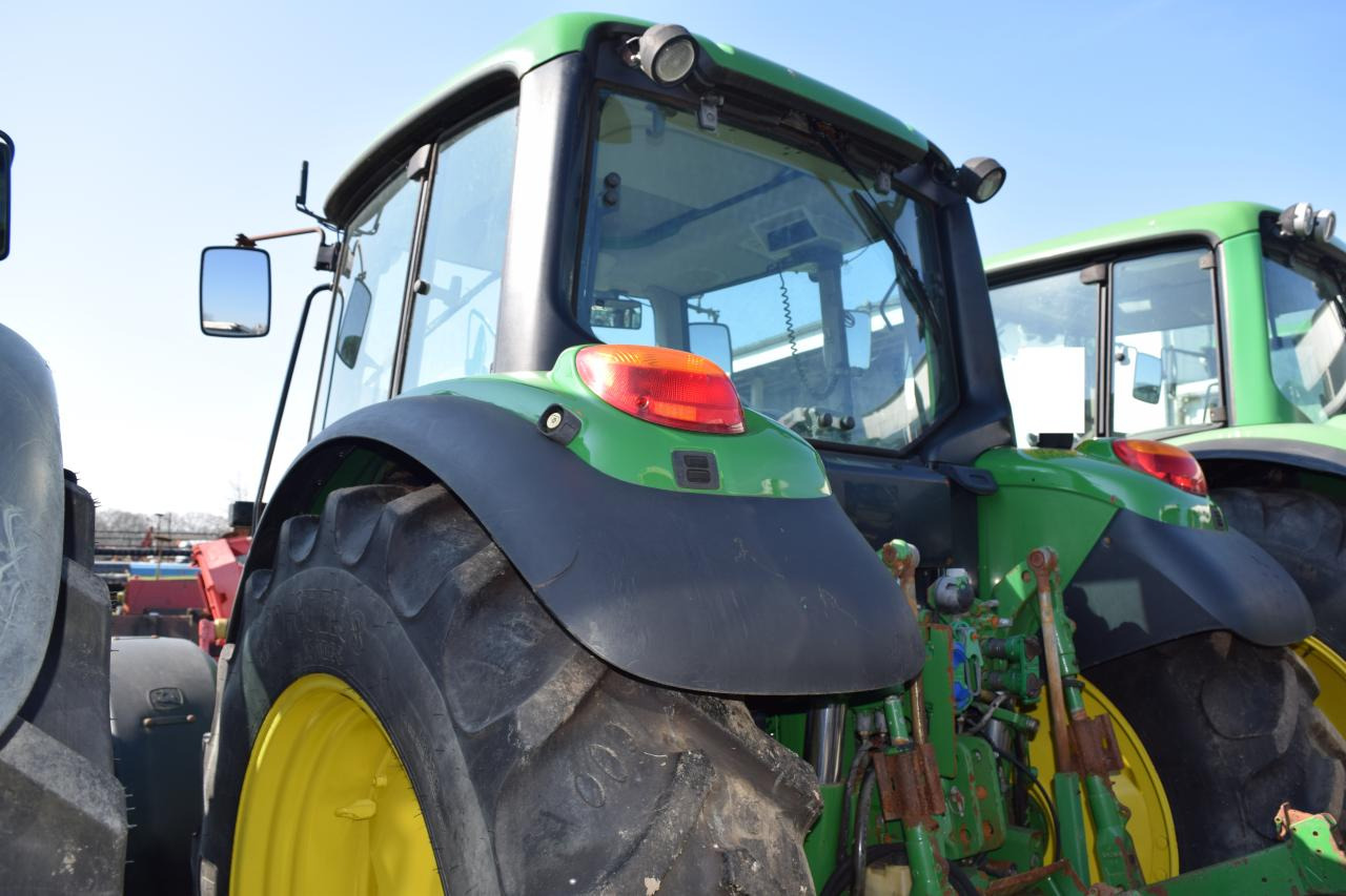 John Deere 6330 - Tracteur agricole: photos 3 John Deere 6330 - Tracteur agricole: photos 3