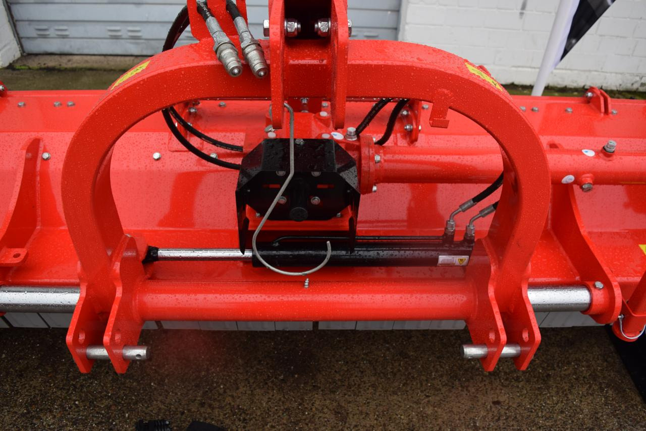 Maschio Lancer Jupiter JHH 240 - Broyeur à axe horizontal: photos 5 Maschio Lancer Jupiter JHH 240 - Broyeur à axe horizontal: photos 5