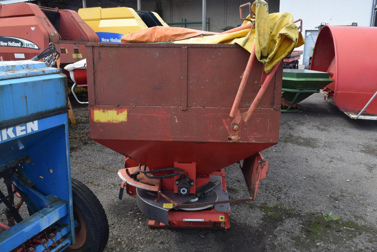 Rauch BETA 1100 - Distributeur d'engrais: photos 3 Rauch BETA 1100 - Distributeur d'engrais: photos 3