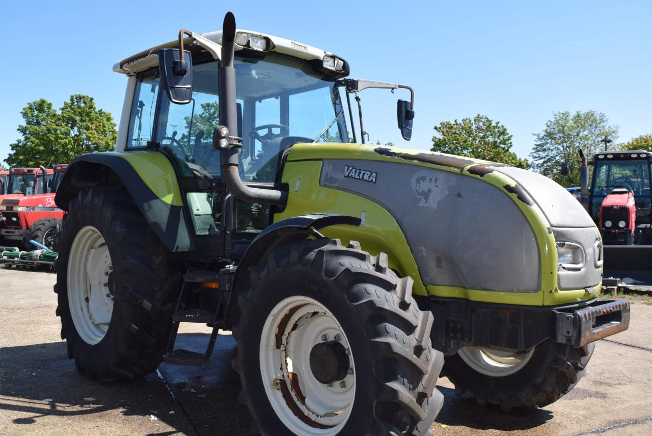 Valtra T120 - Tracteur agricole: photos 3 Valtra T120 - Tracteur agricole: photos 3