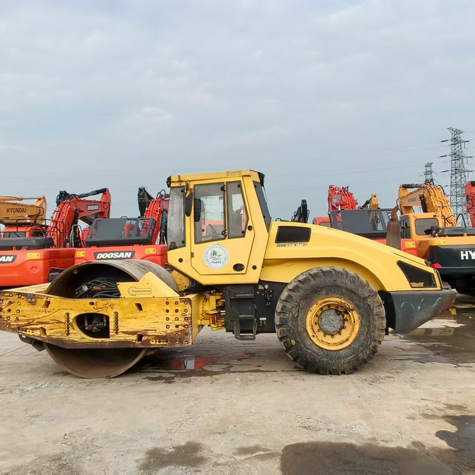 BOMAG BW226DH - Rouleau compresseur: photos 1 BOMAG BW226DH - Rouleau compresseur: photos 1