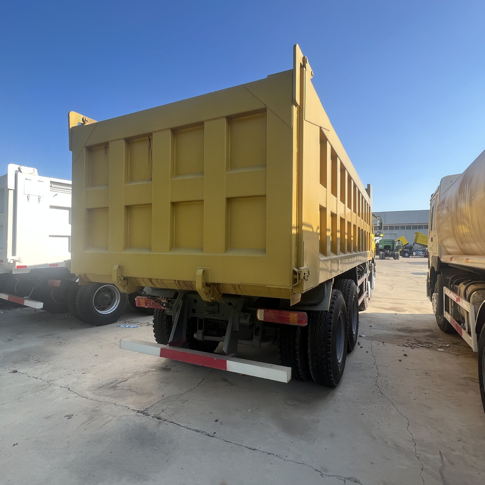 SINOTRUK HOWO - Camion: photos 2 SINOTRUK HOWO - Camion: photos 2