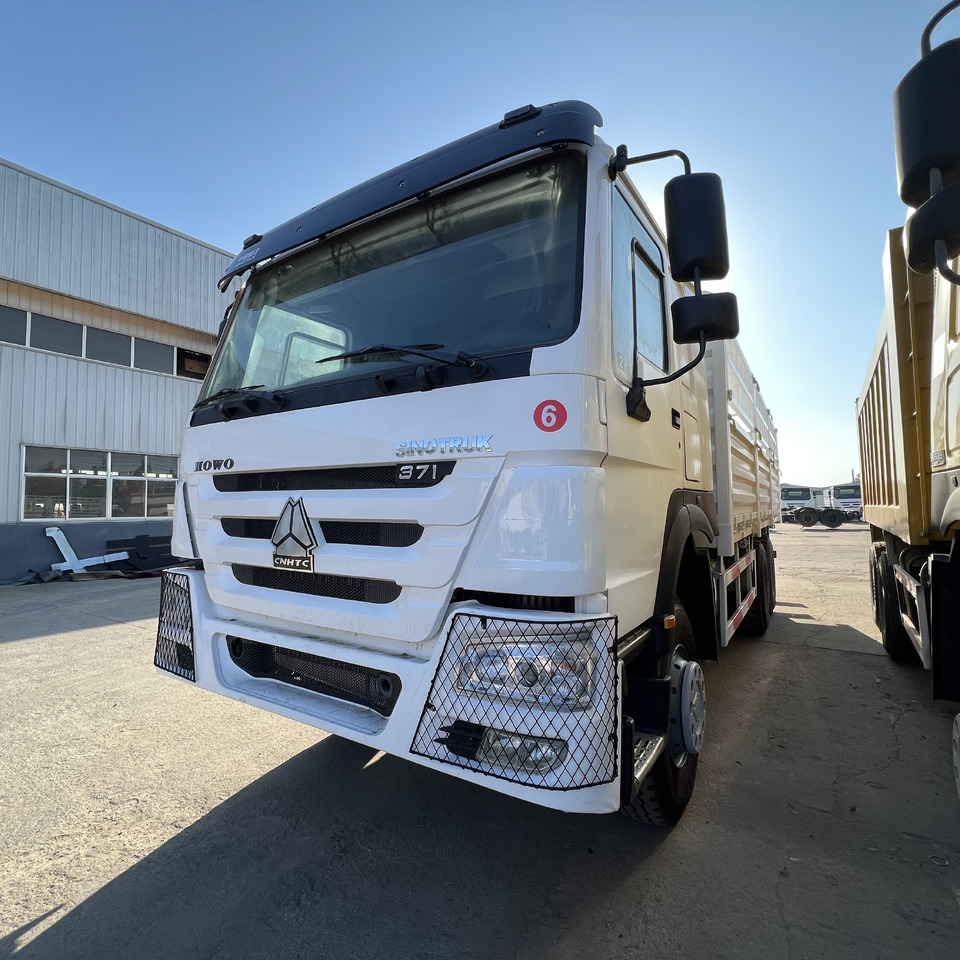 SINOTRUK HOWO - Camion: photos 4 SINOTRUK HOWO - Camion: photos 4