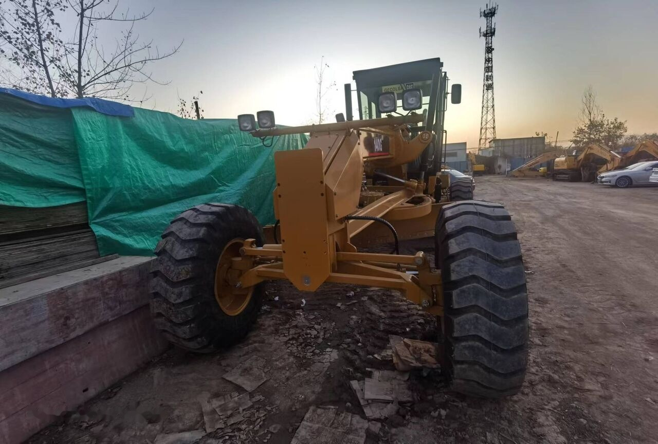 Caterpillar 140G - Niveleuse: photos 2 Caterpillar 140G - Niveleuse: photos 2