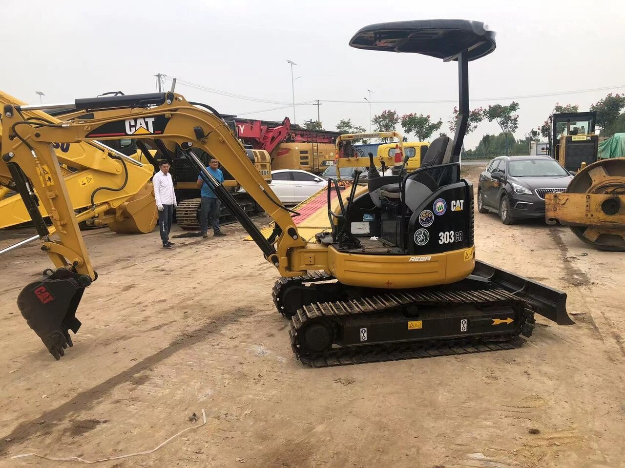 Mini pelle Caterpillar 303CR: photos 12 Mini pelle Caterpillar 303CR: photos 12