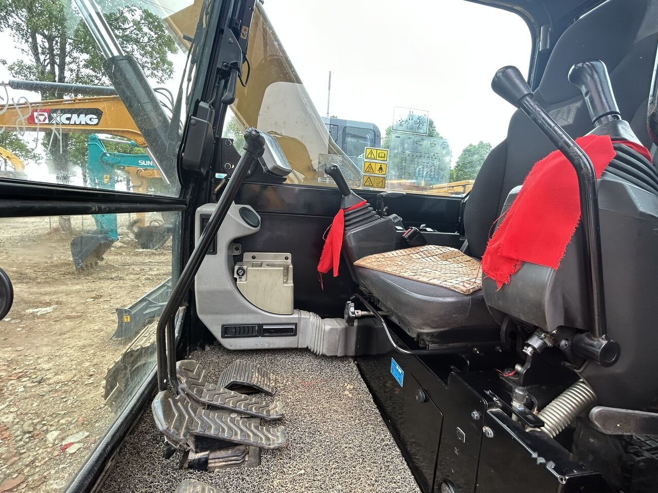 Mini pelle Caterpillar 308E: photos 11