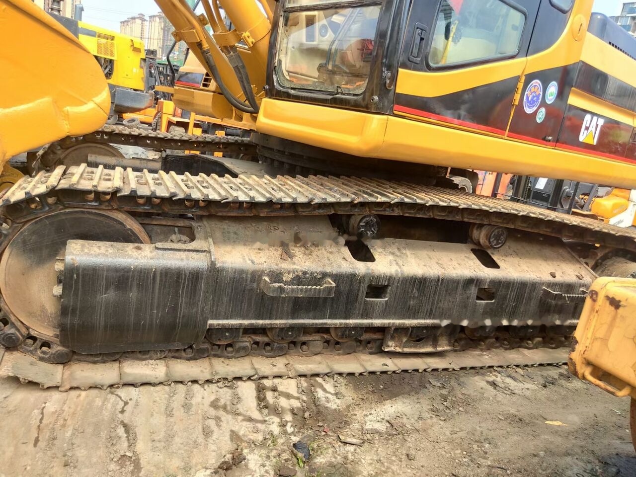 Caterpillar 330BL - Pelle sur chenille: photos 4 Caterpillar 330BL - Pelle sur chenille: photos 4