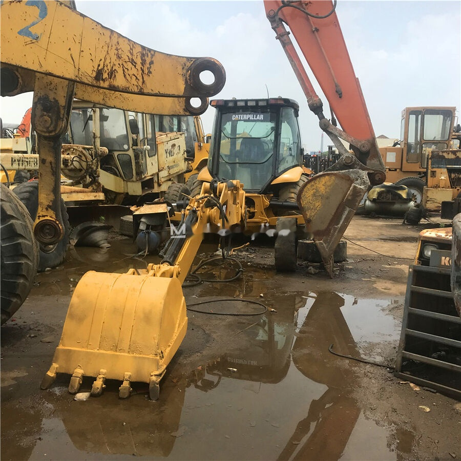 Caterpillar 430f - Tractopelle: photos 3 Caterpillar 430f - Tractopelle: photos 3