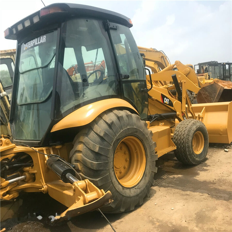 Caterpillar 430f - Tractopelle: photos 5 Caterpillar 430f - Tractopelle: photos 5