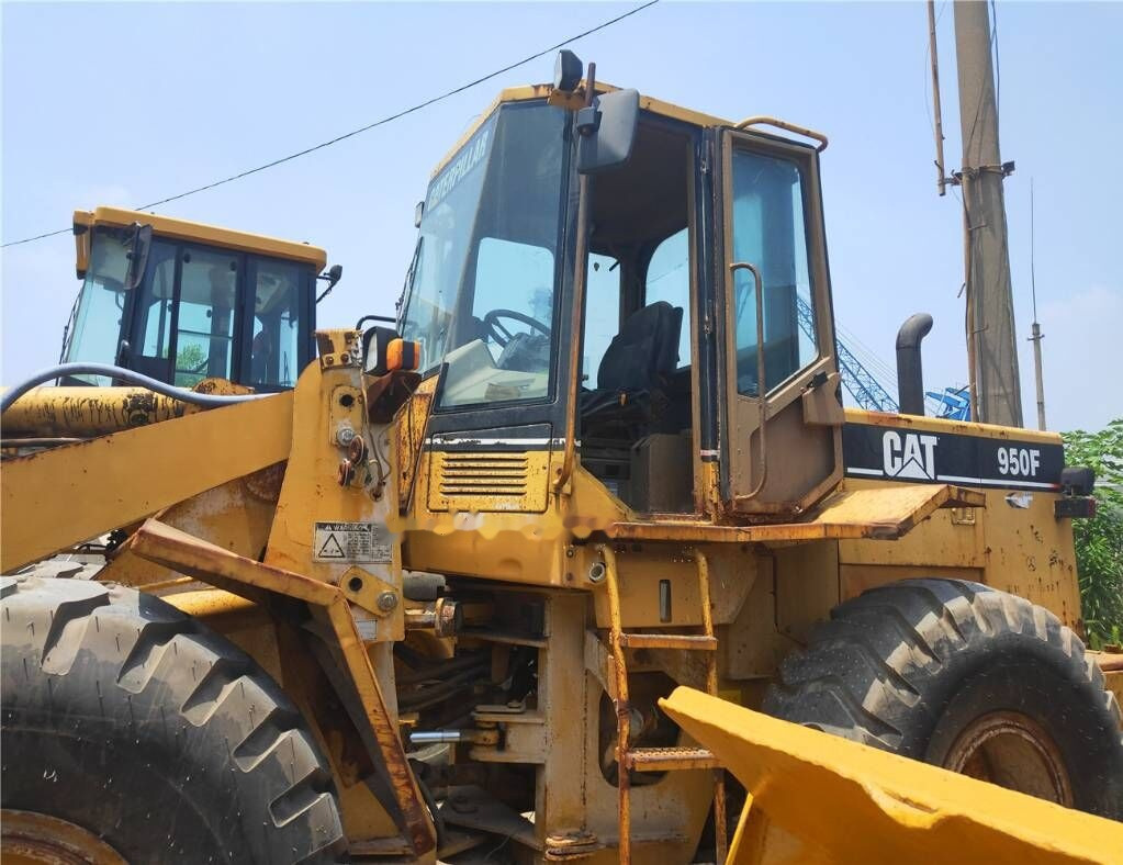 Caterpillar 950 F - Chargeuse sur pneus: photos 4 Caterpillar 950 F - Chargeuse sur pneus: photos 4