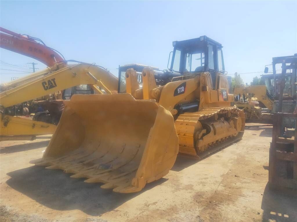 Caterpillar 973 - Chargeuse sur chenilles: photos 1 Caterpillar 973 - Chargeuse sur chenilles: photos 1