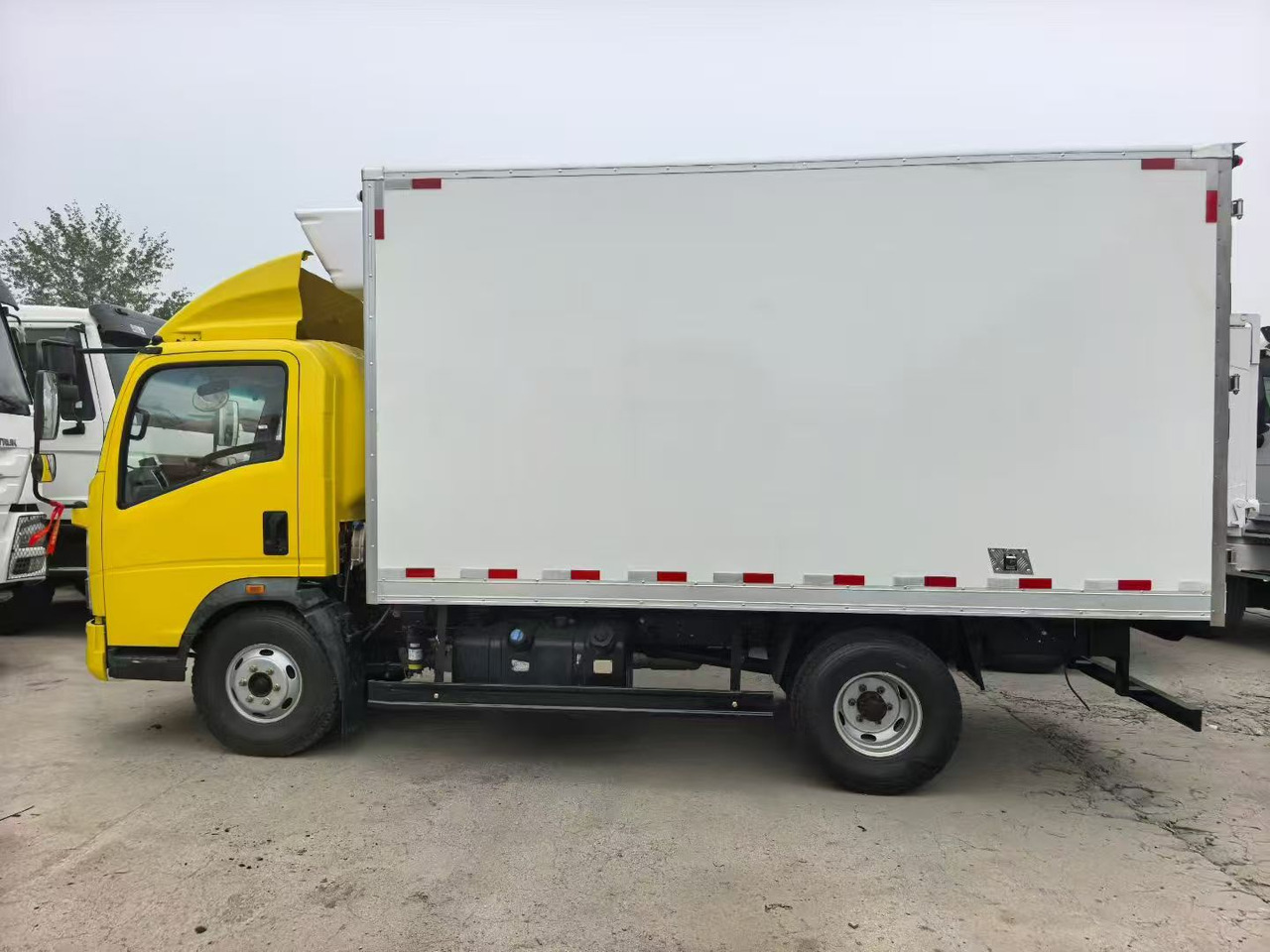 - Camion frigorifique: photos 4 - Camion frigorifique: photos 4