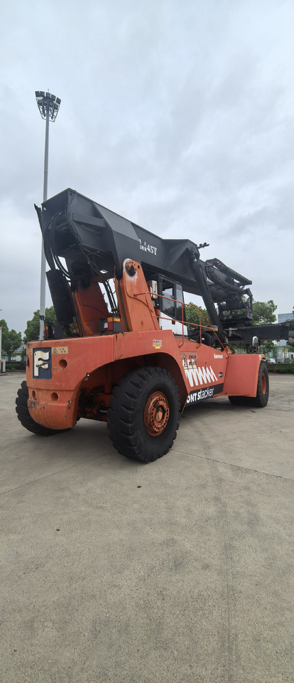 FANTUZZI CS45KM reach stacker - Reach stacker: photos 3 FANTUZZI CS45KM reach stacker - Reach stacker: photos 3